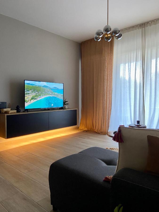 레프카디 찰키다스 Cozy Flat Elix 아파트 외부 사진